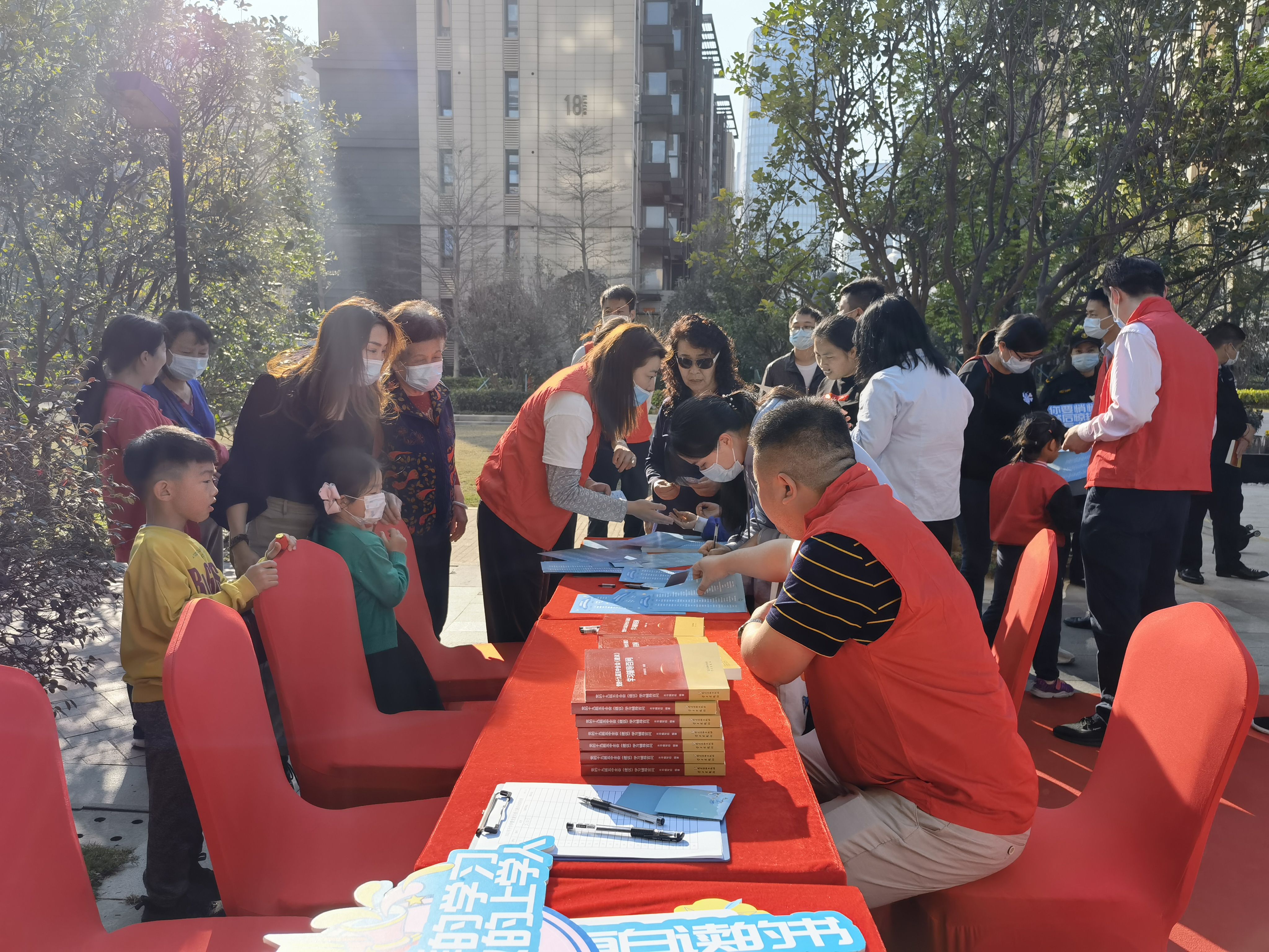 1618392820756037300.jpg 活动现场1.jpg