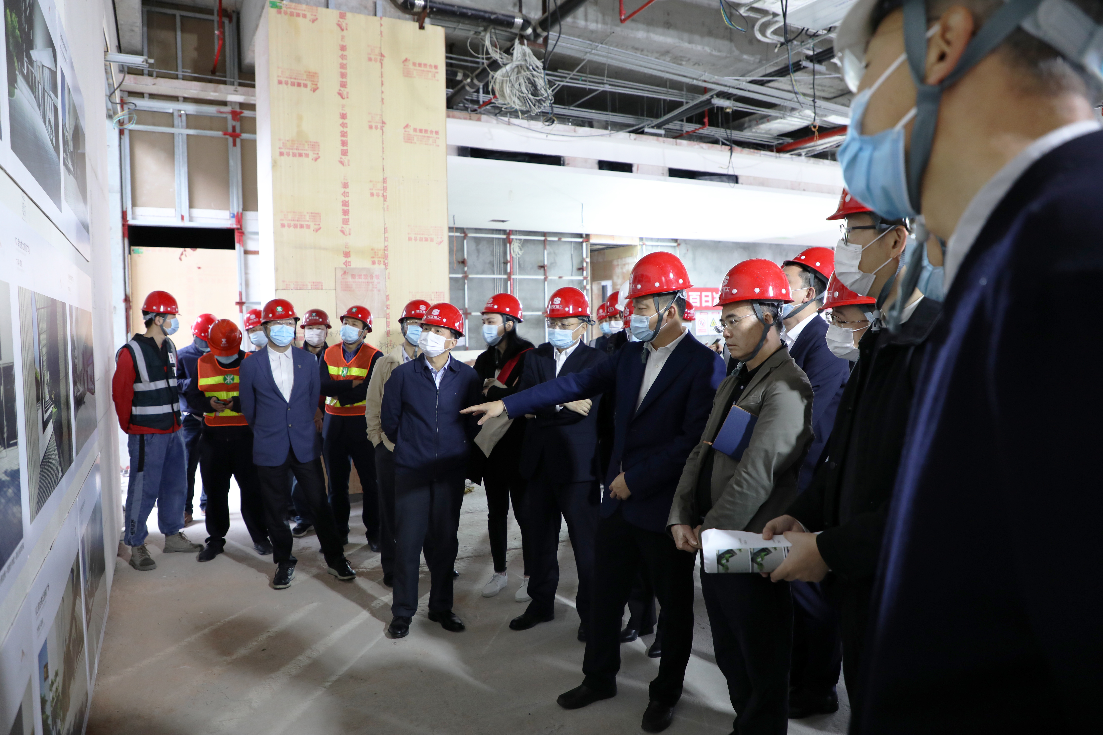 1618478835978052673.jpg 春节慰问2.jpg