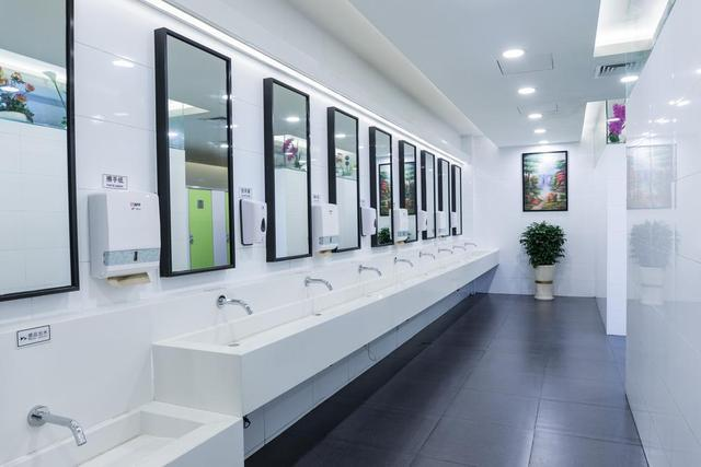 1661136995922049227.png 图片2.png