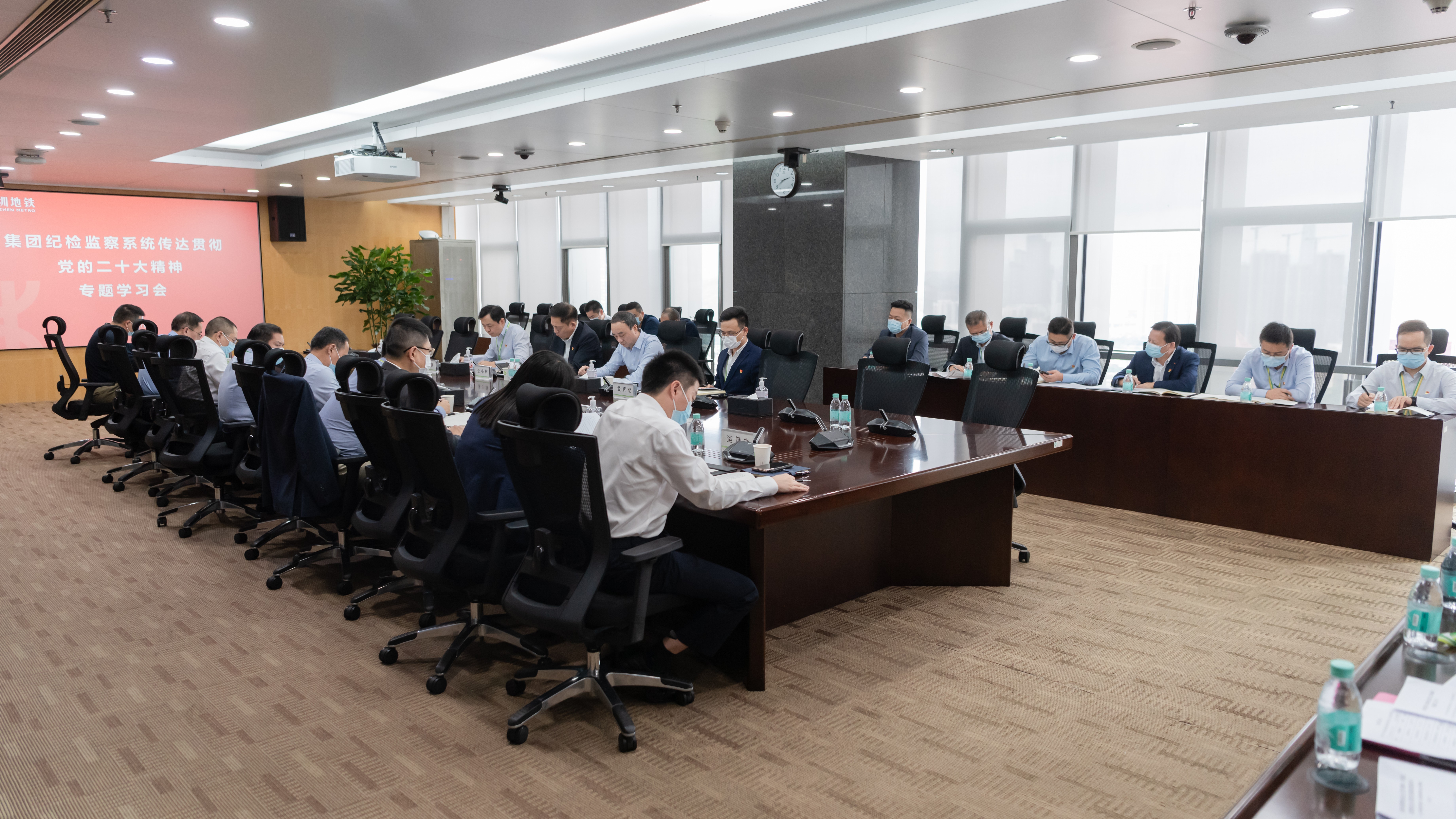 1678844873316095053.jpg 会议现场-2.jpg