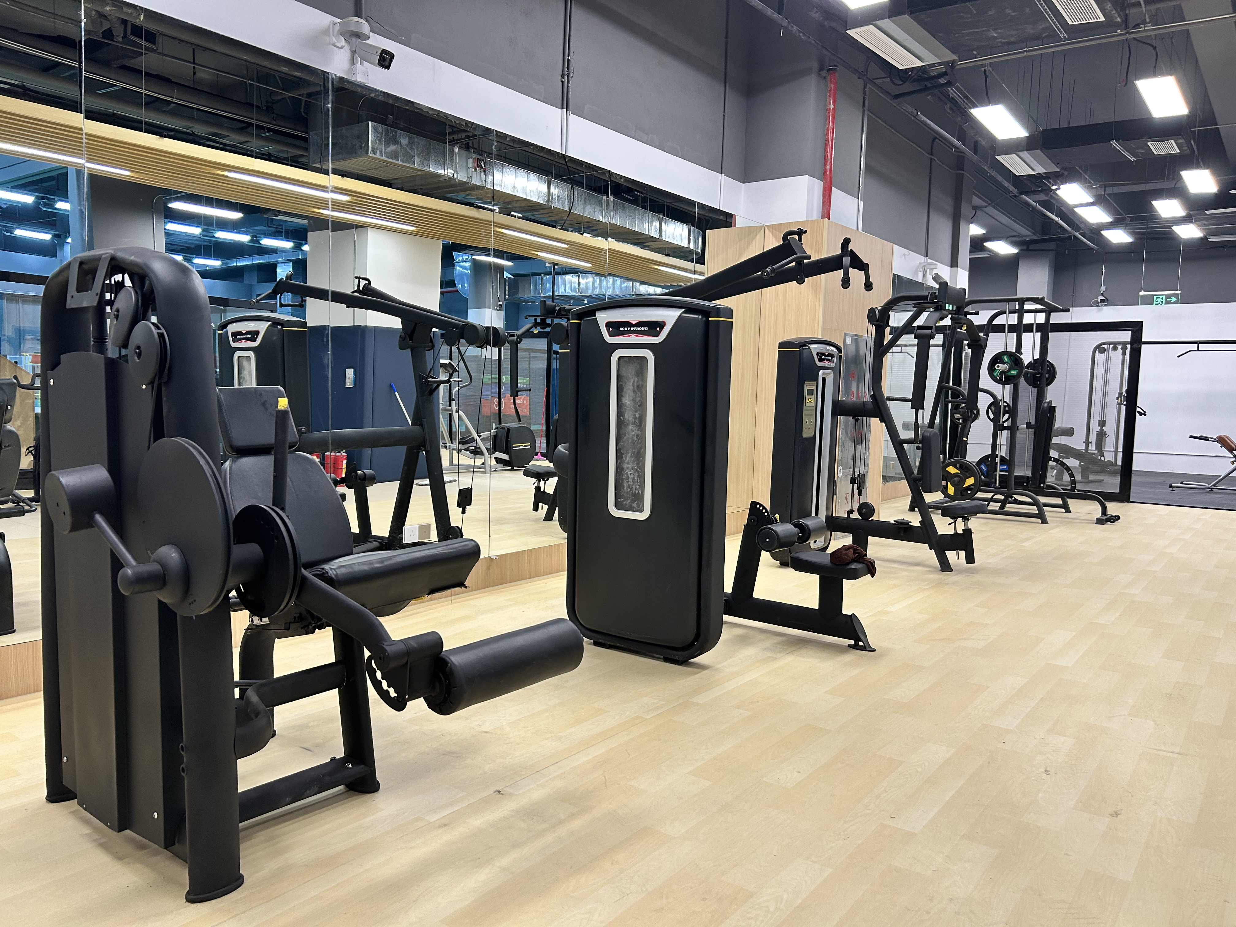 1709895063003026002.jpg 民乐运动馆健身房 .jpg