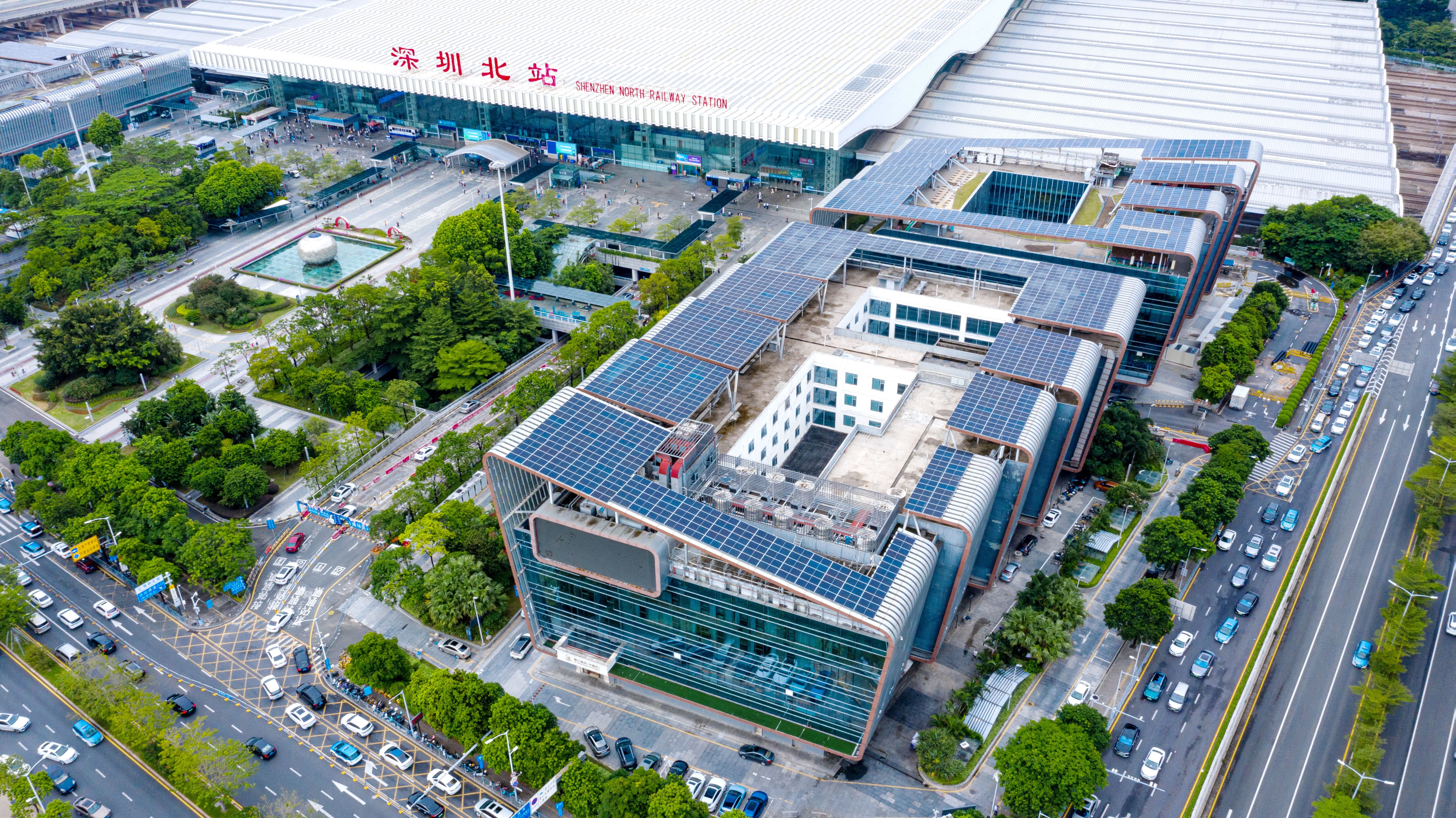 1709897935081072258.jpg 东广场鸟瞰图.jpg