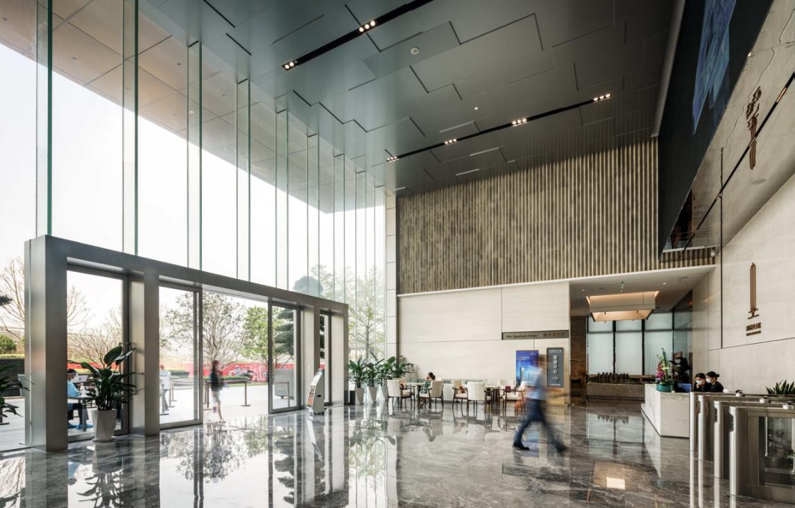 1756976439720086405.jpg 4.jpg